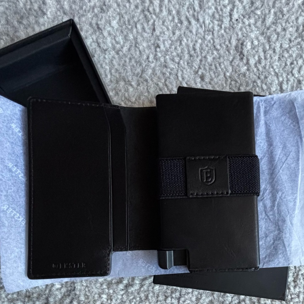 Ekster Wallet Pro - Black - Picture 4 of 4